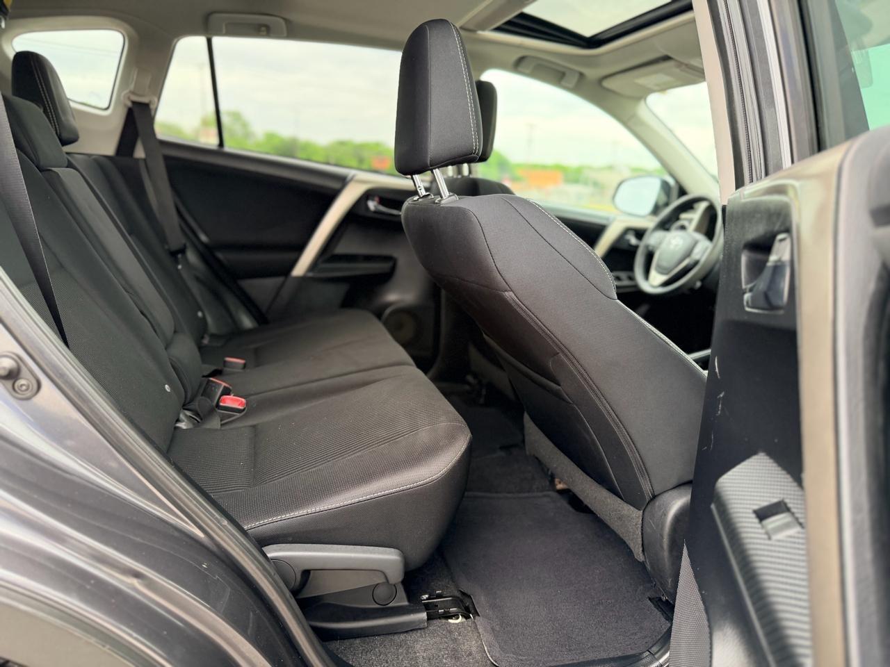 Toyota RAV4  2015