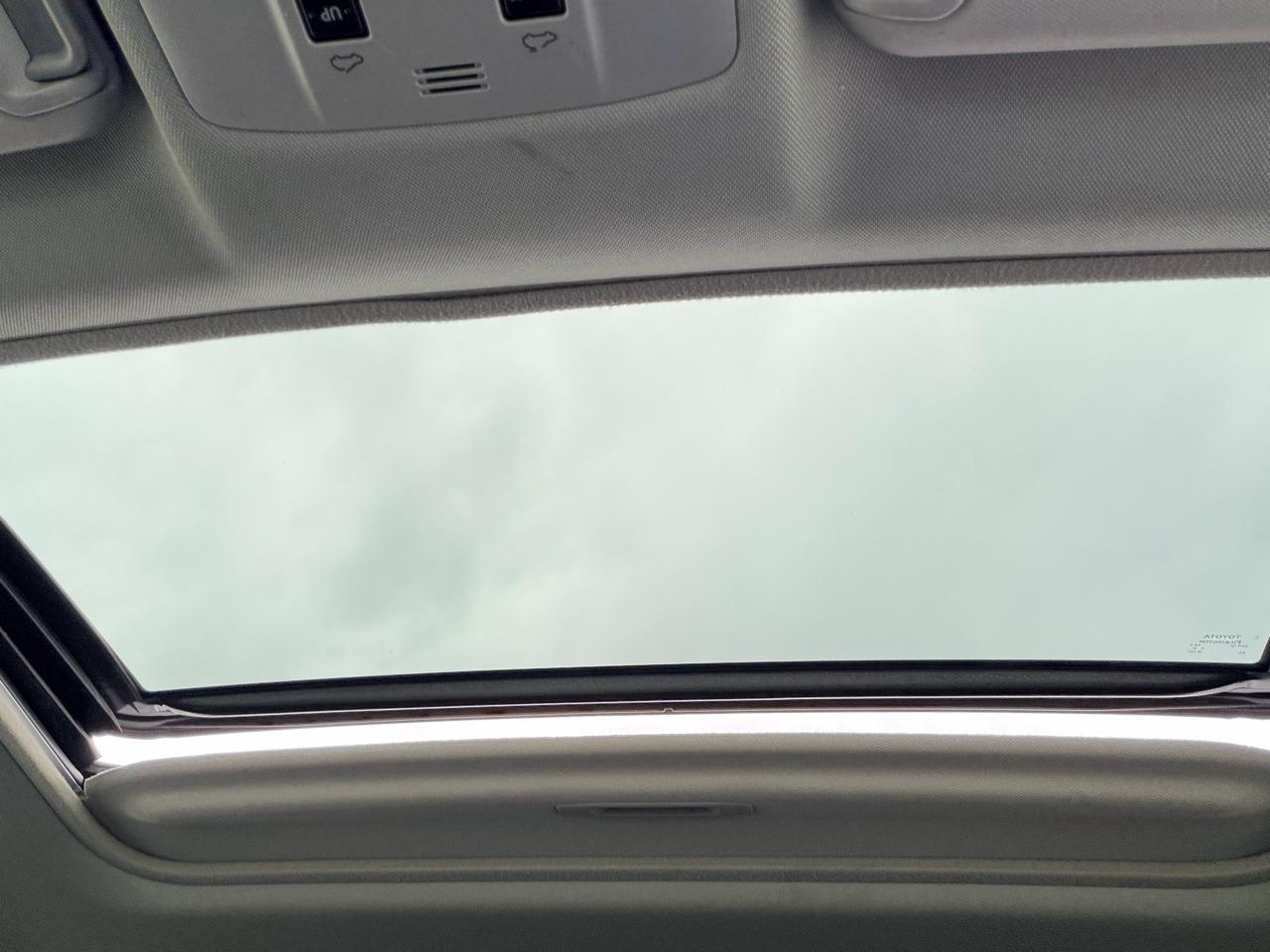 Toyota RAV4  2015