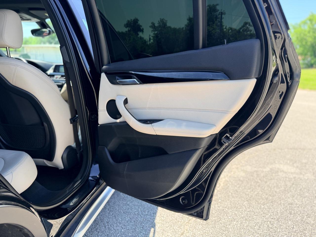 BMW X1  2018