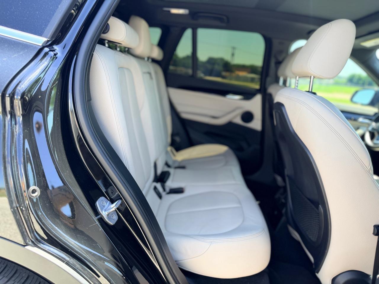 BMW X1  2018