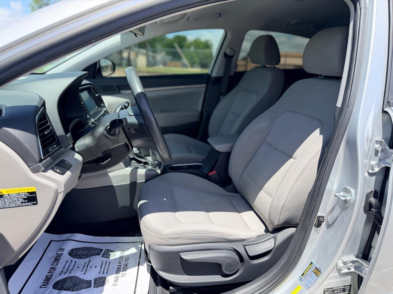 Hyundai Elantra  2017