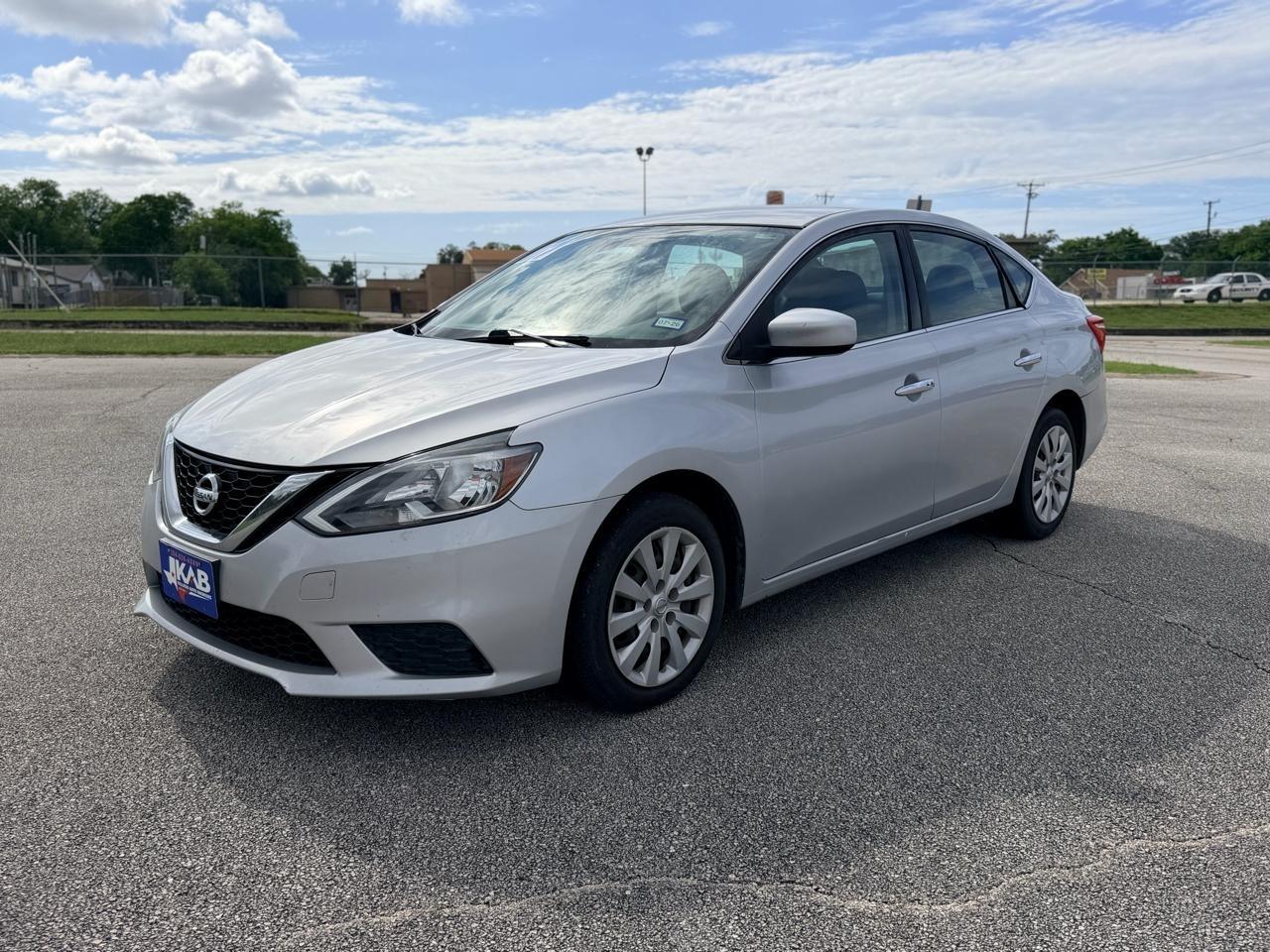 Nissan Sentra  2017