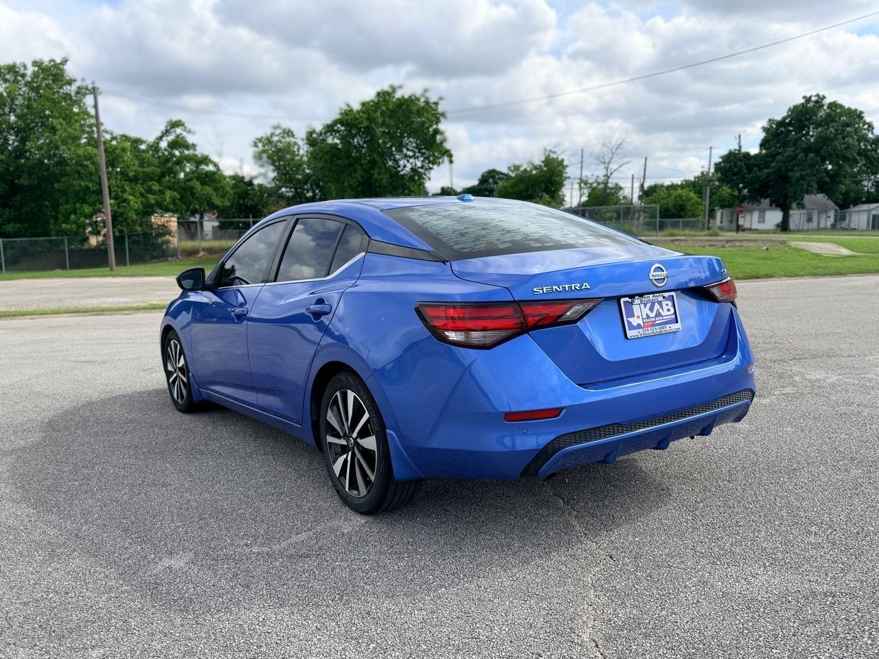 Nissan Sentra  2021