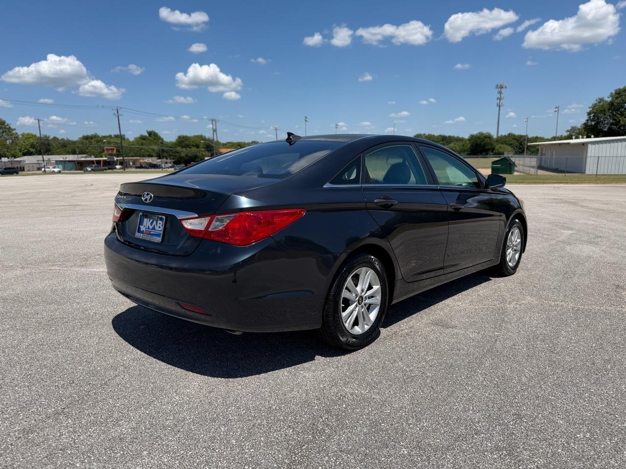 Hyundai Sonata  2013