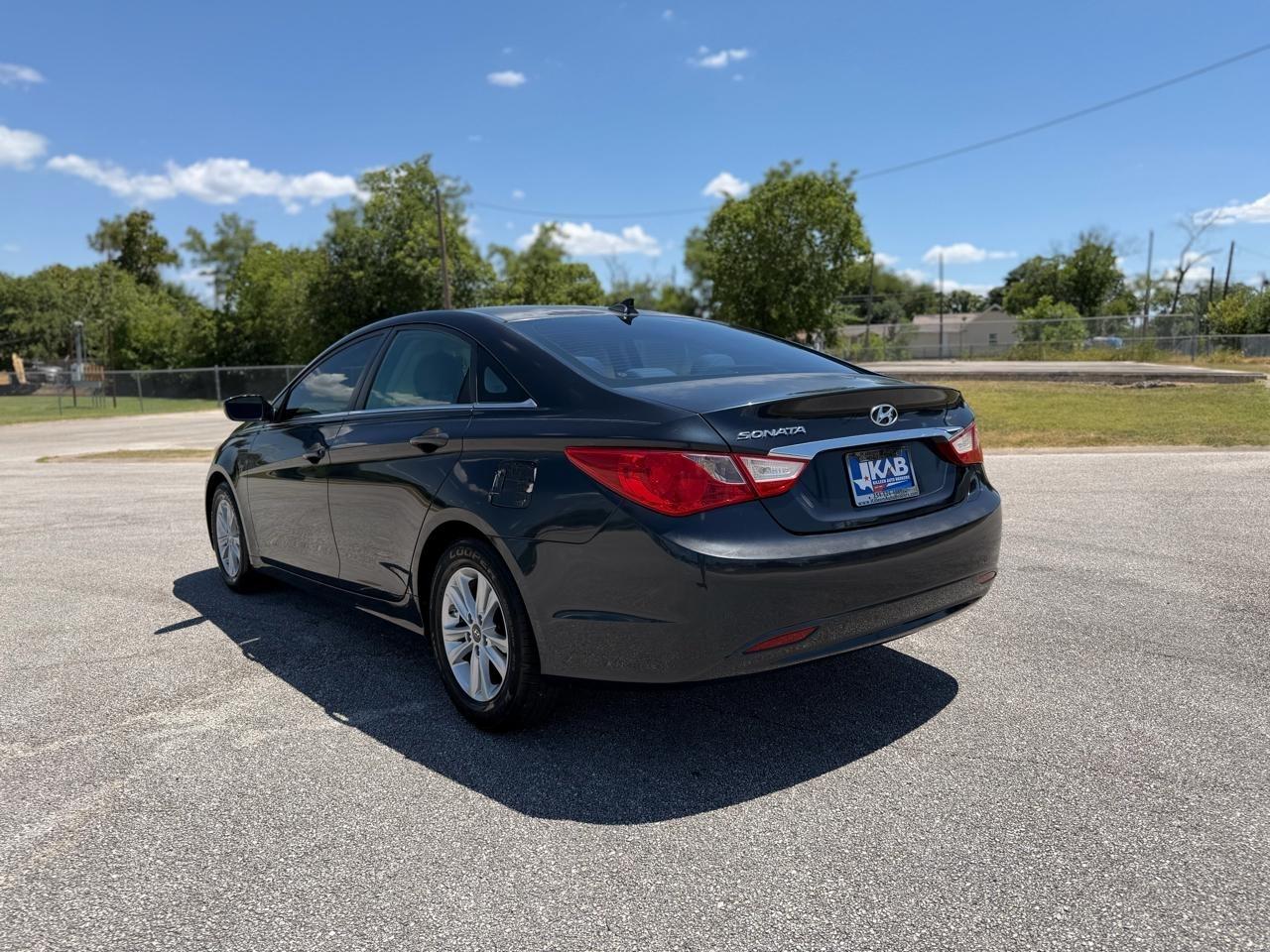 Hyundai Sonata  2013