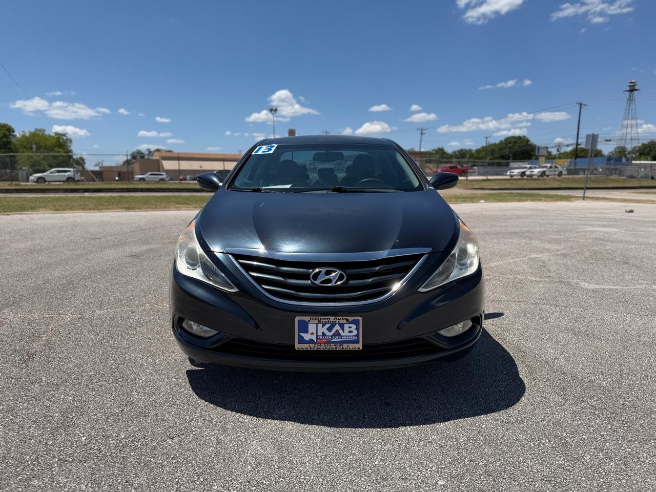 Hyundai Sonata  2013