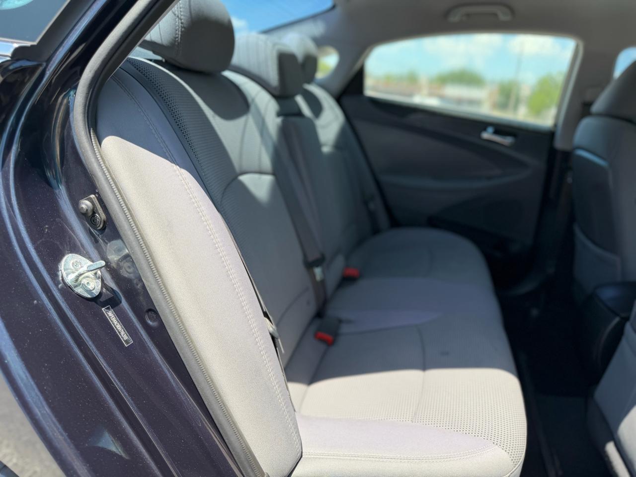Hyundai Sonata  2013