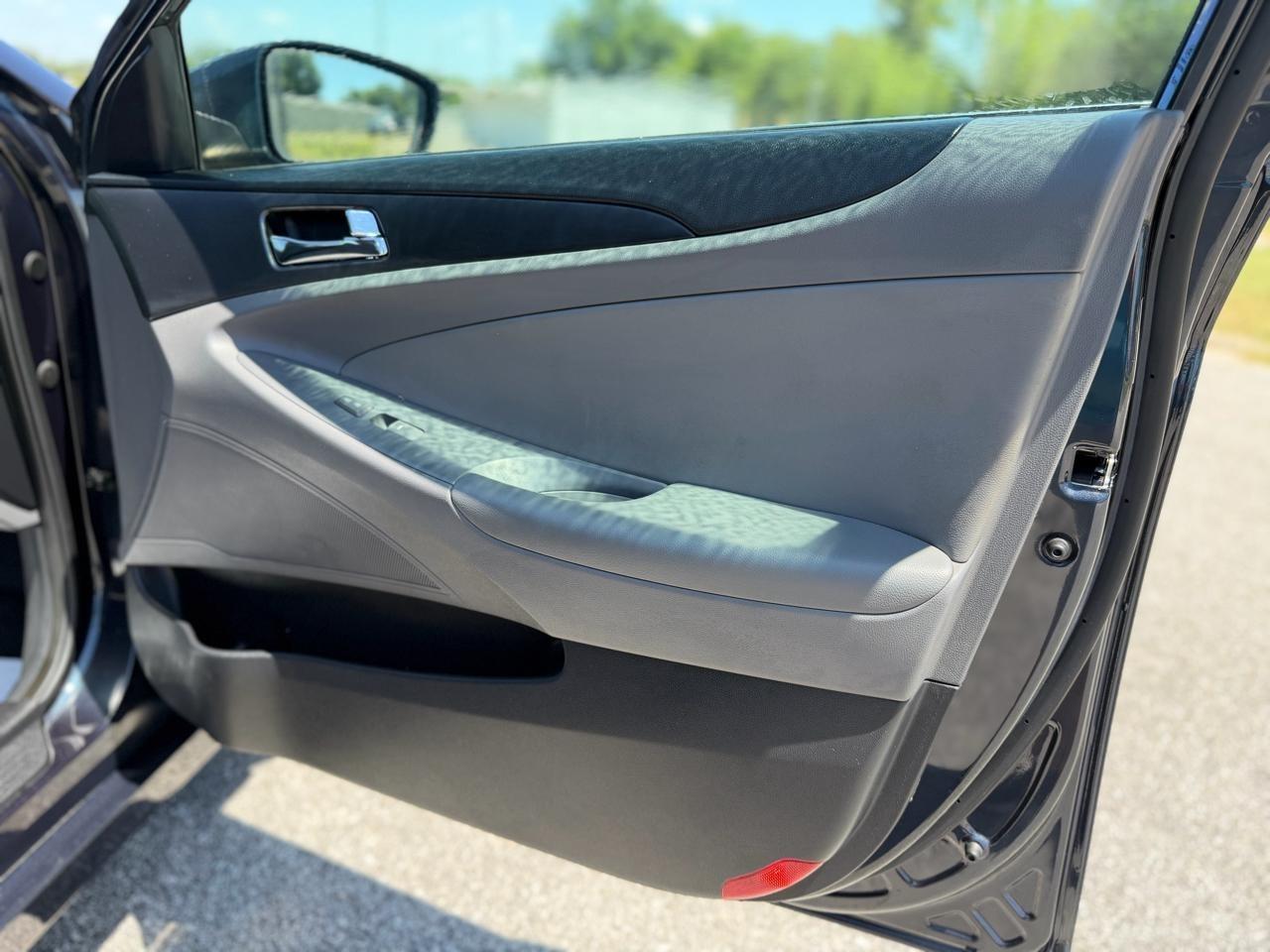 Hyundai Sonata  2013