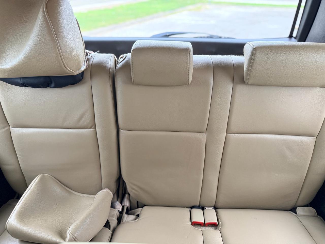 Toyota Sequoia  2008