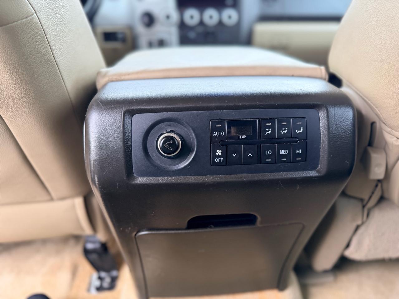 Toyota Sequoia  2008