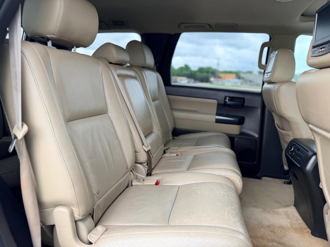 Toyota Sequoia  2008