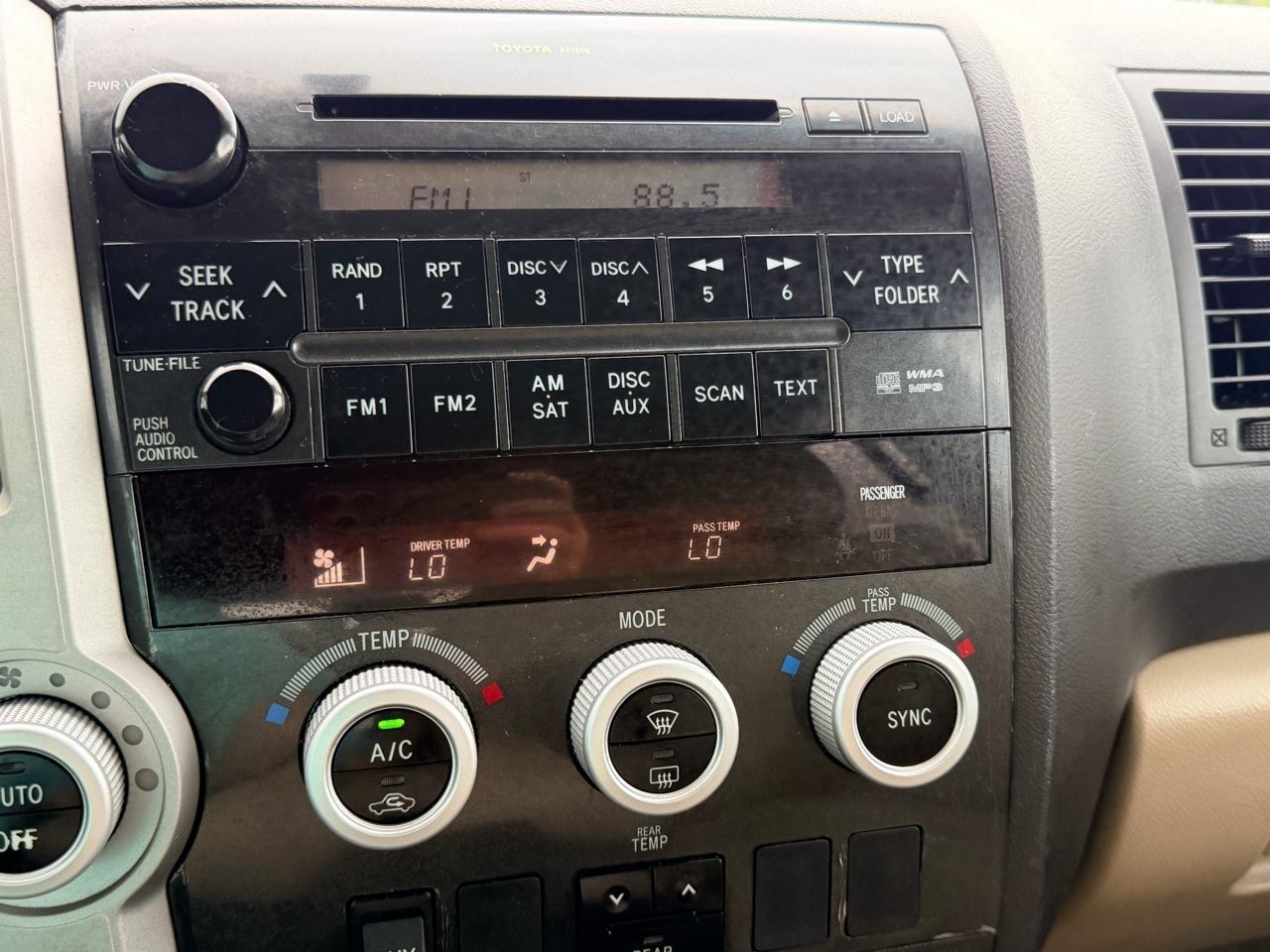 Toyota Sequoia  2008