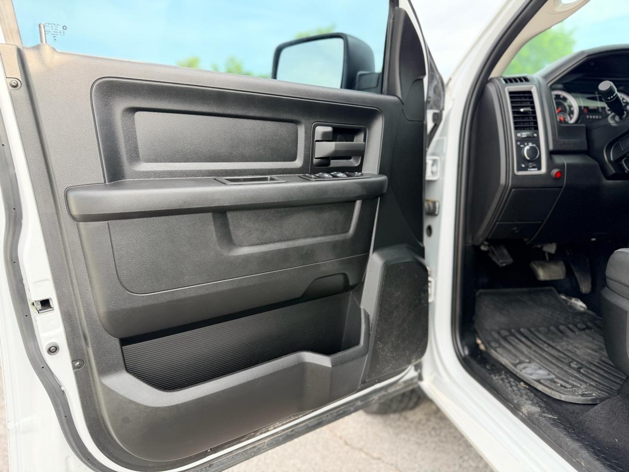 RAM 1500 Classic  2024