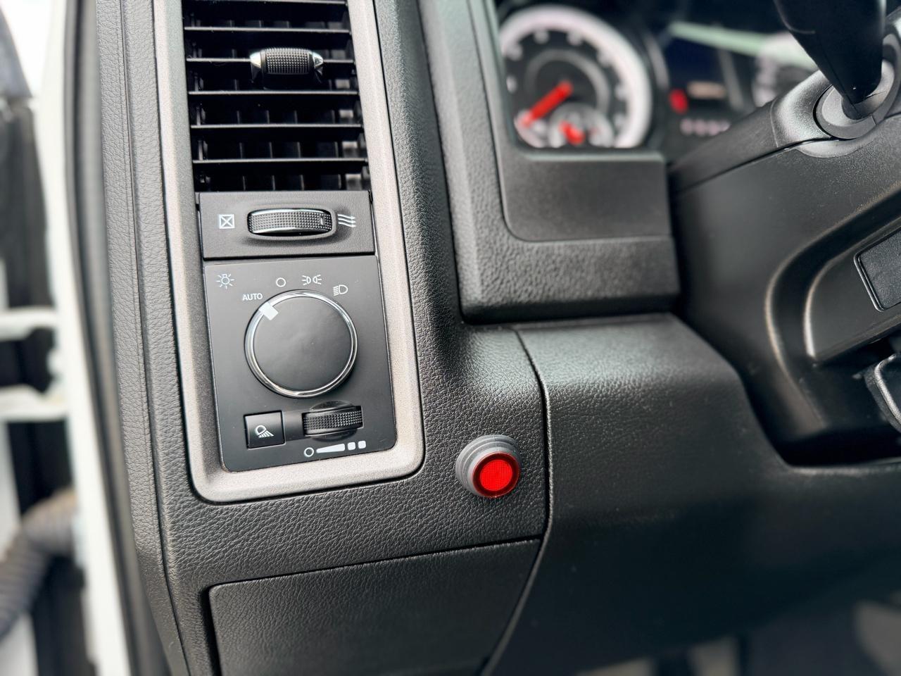 RAM 1500 Classic  2024