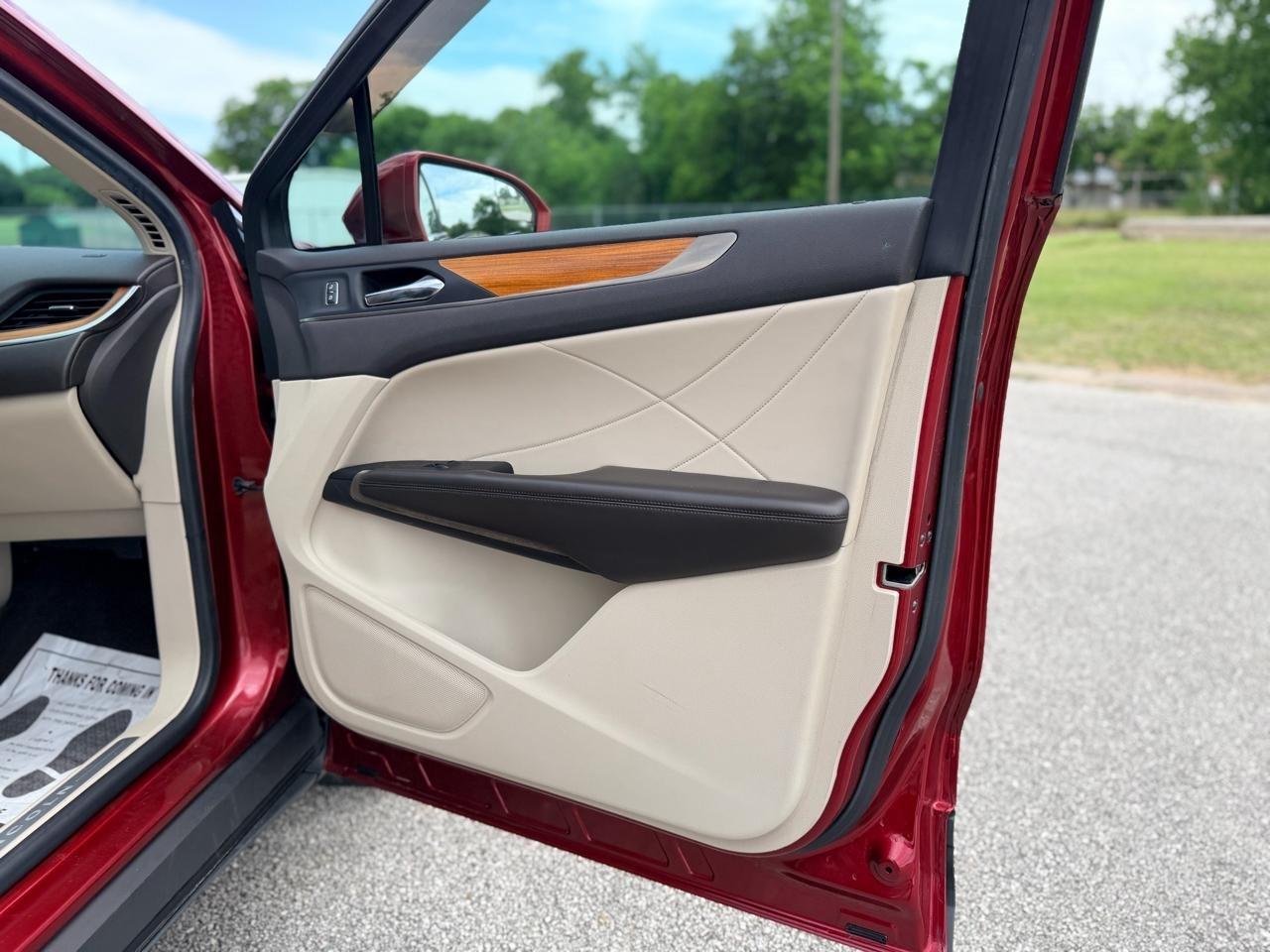 Lincoln MKC  2018