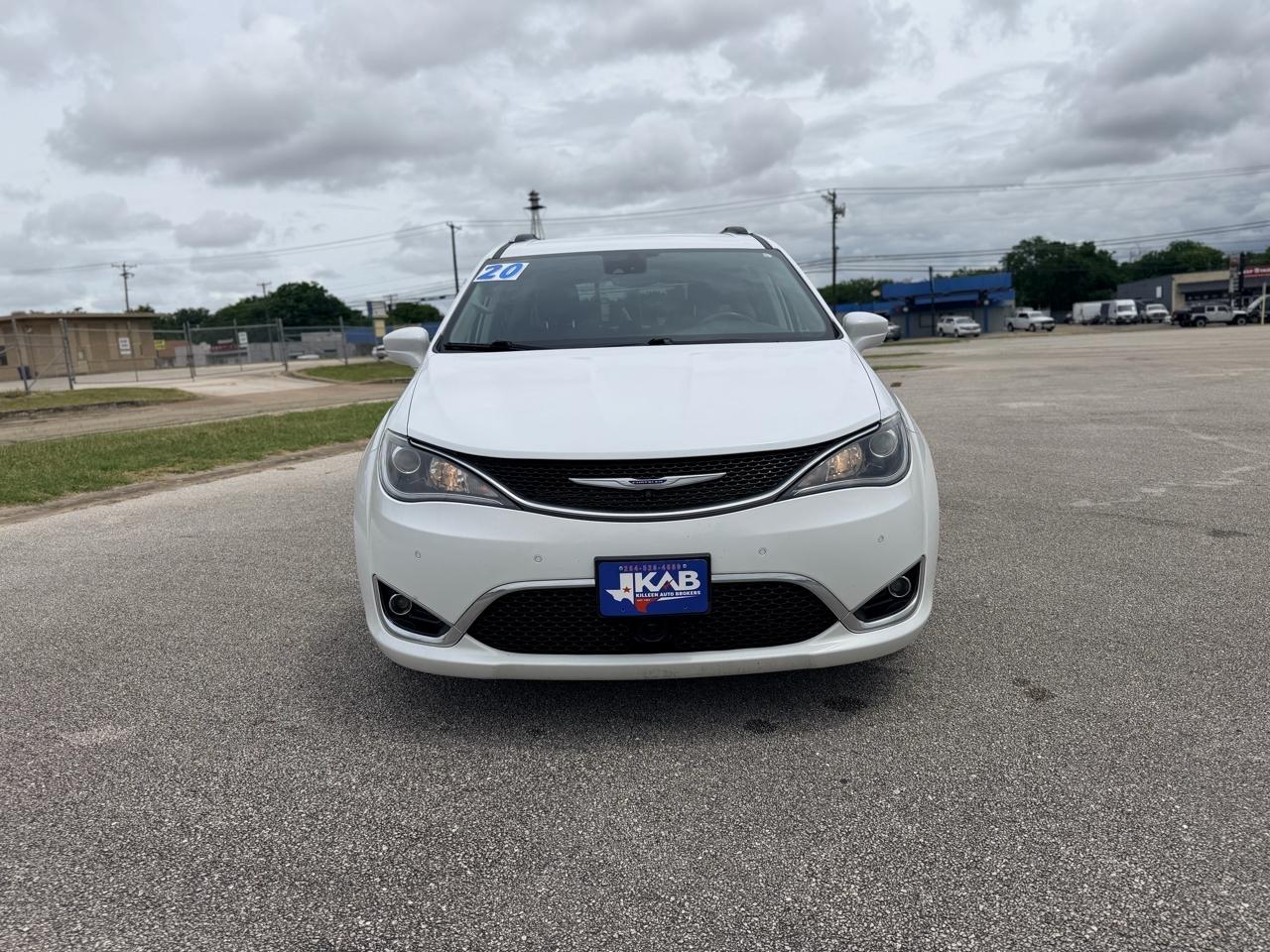Chrysler Pacifica  2020