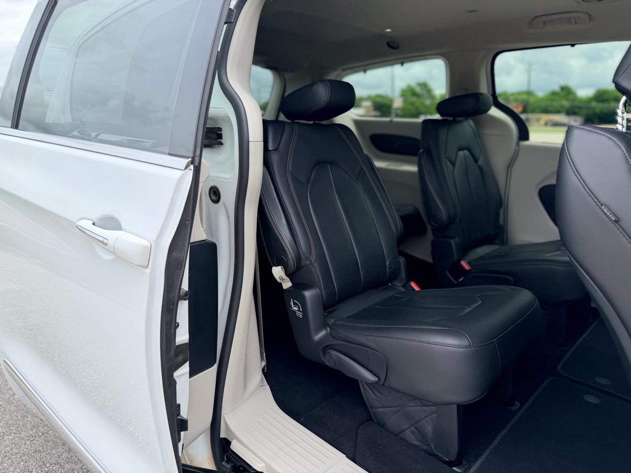 Chrysler Pacifica  2020