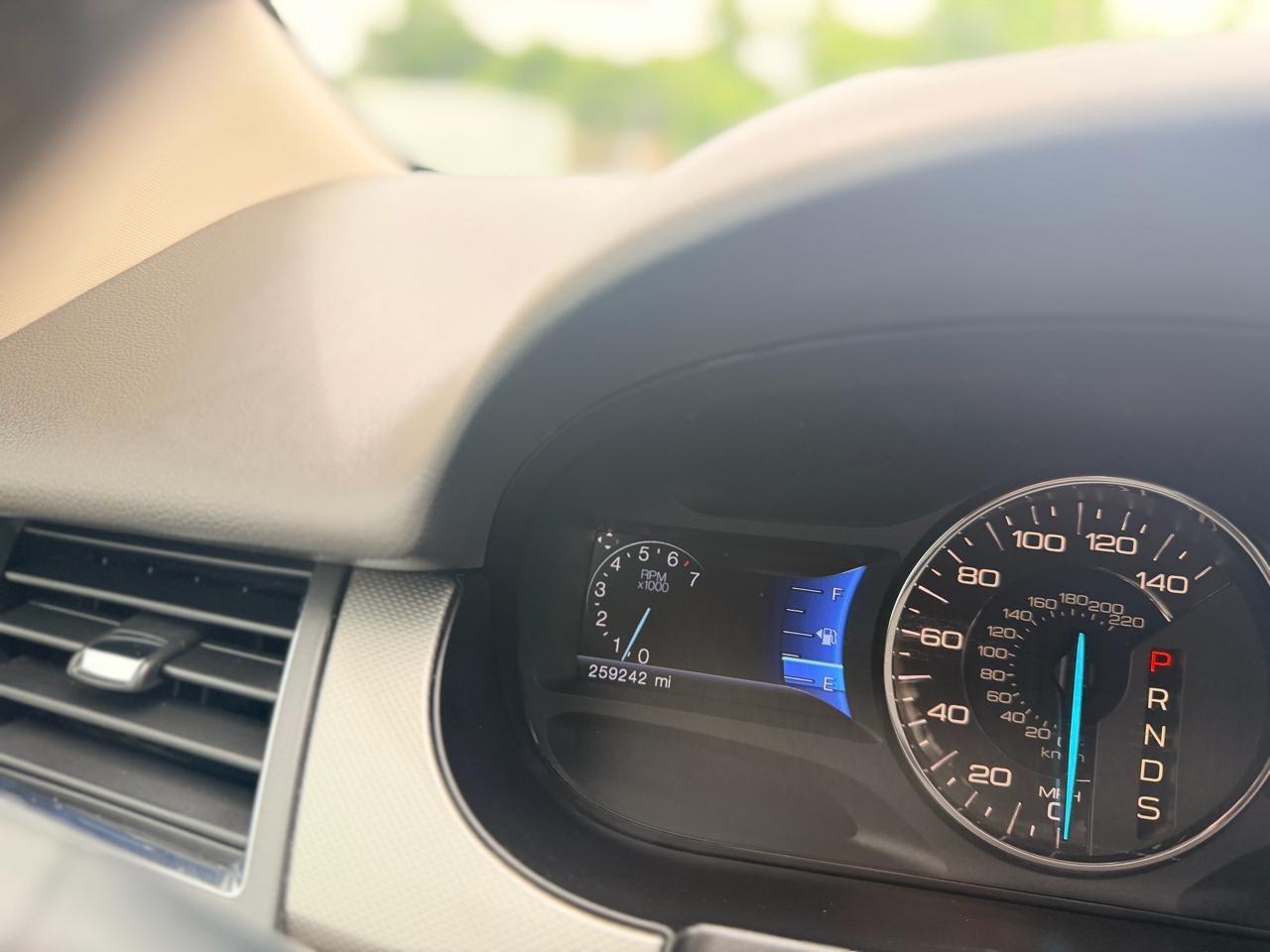 Ford Edge  2014