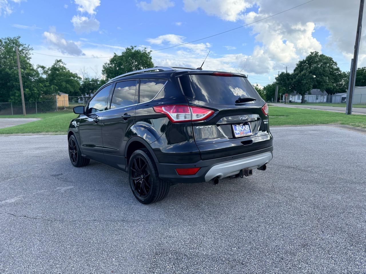 Ford Escape  2013