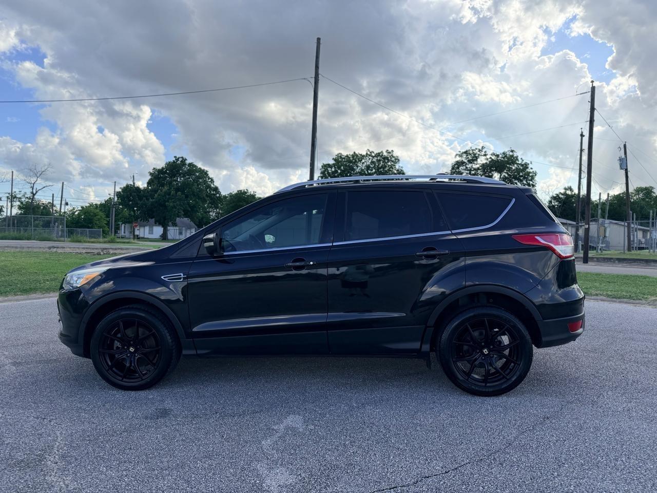 Ford Escape  2013