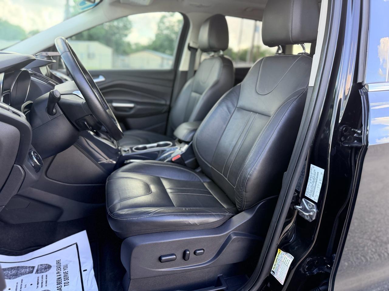 Ford Escape  2013