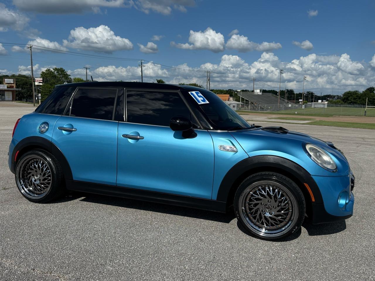 MINI Cooper  2015