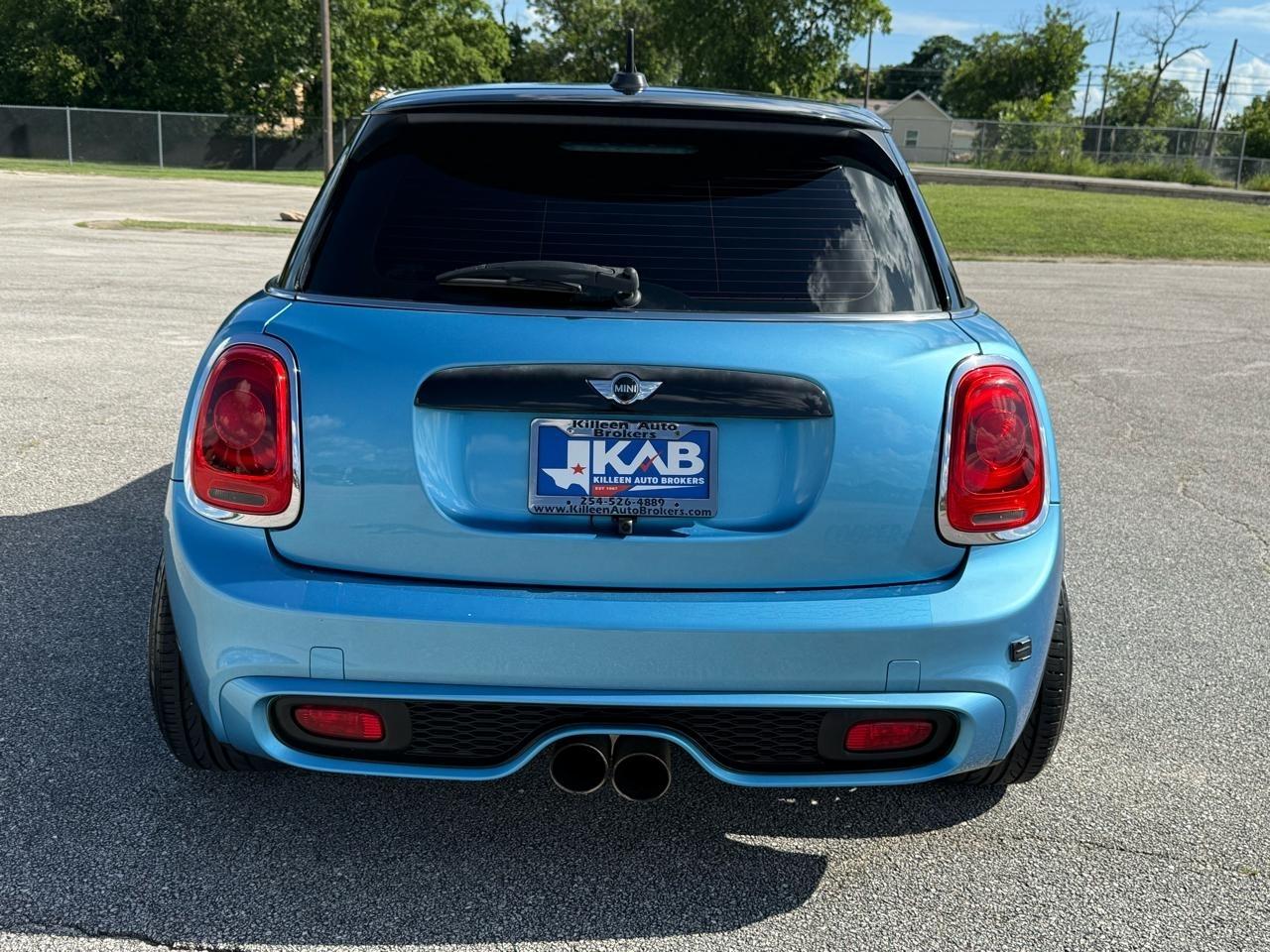 MINI Cooper  2015
