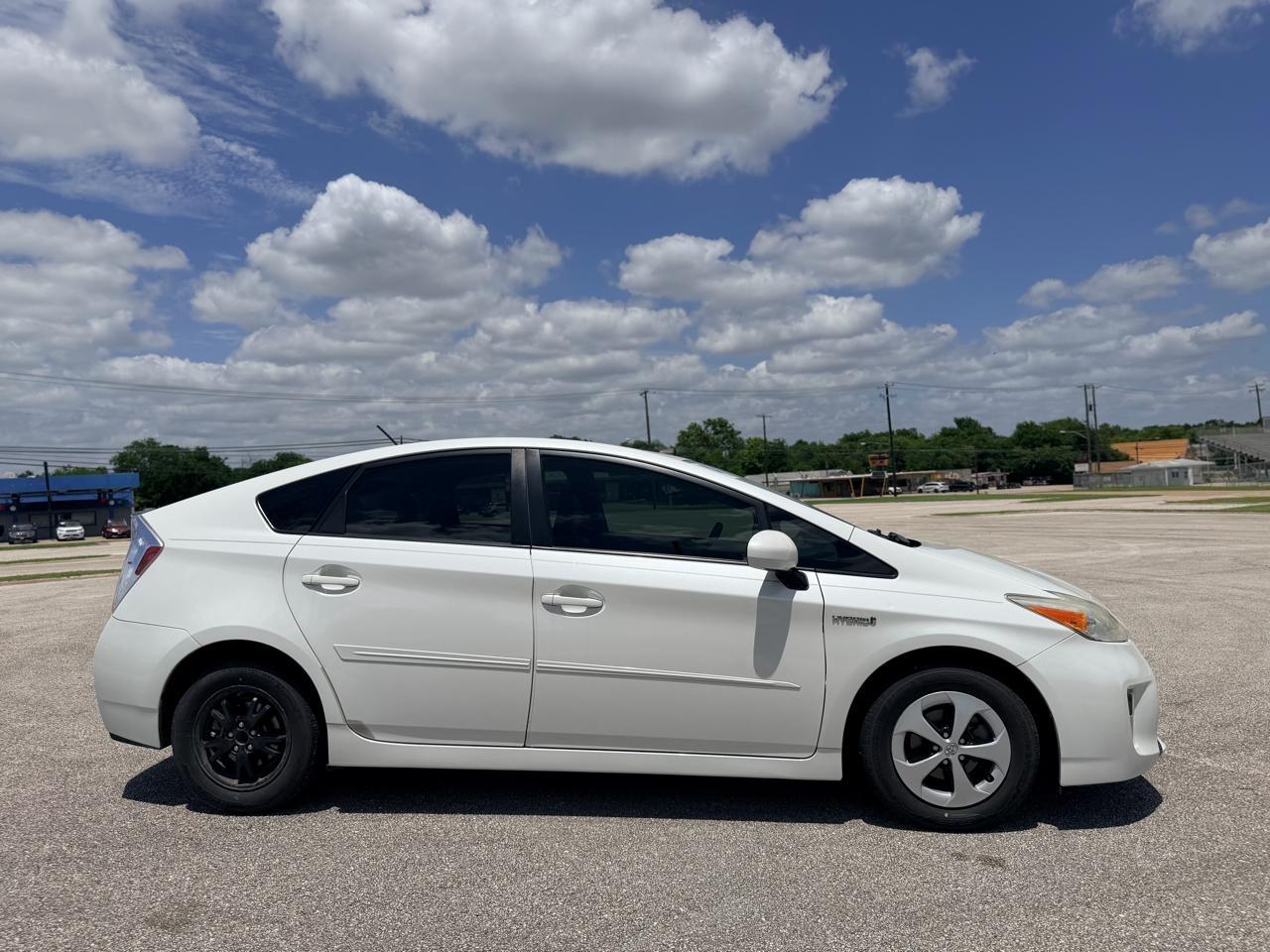 Toyota Prius  2014