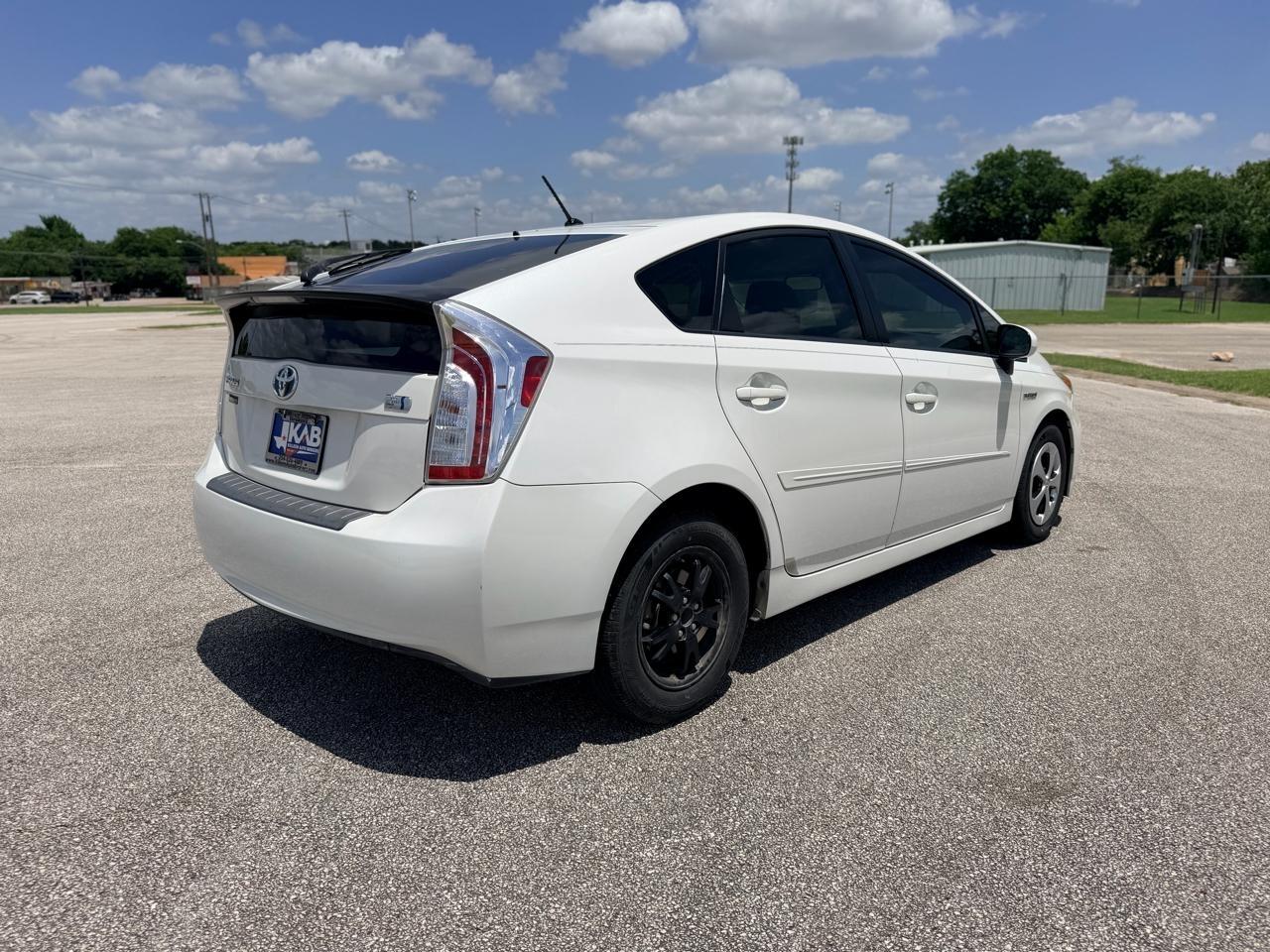 Toyota Prius  2014