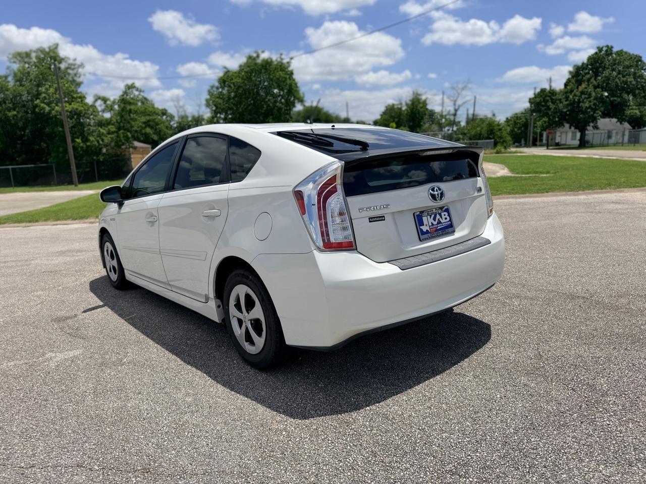 Toyota Prius  2014