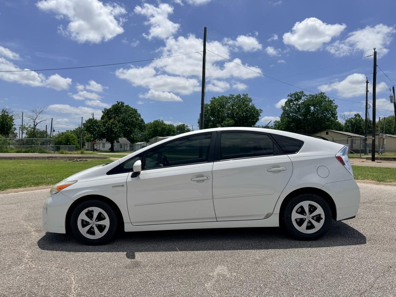 Toyota Prius  2014