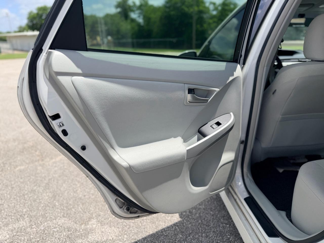 Toyota Prius  2014