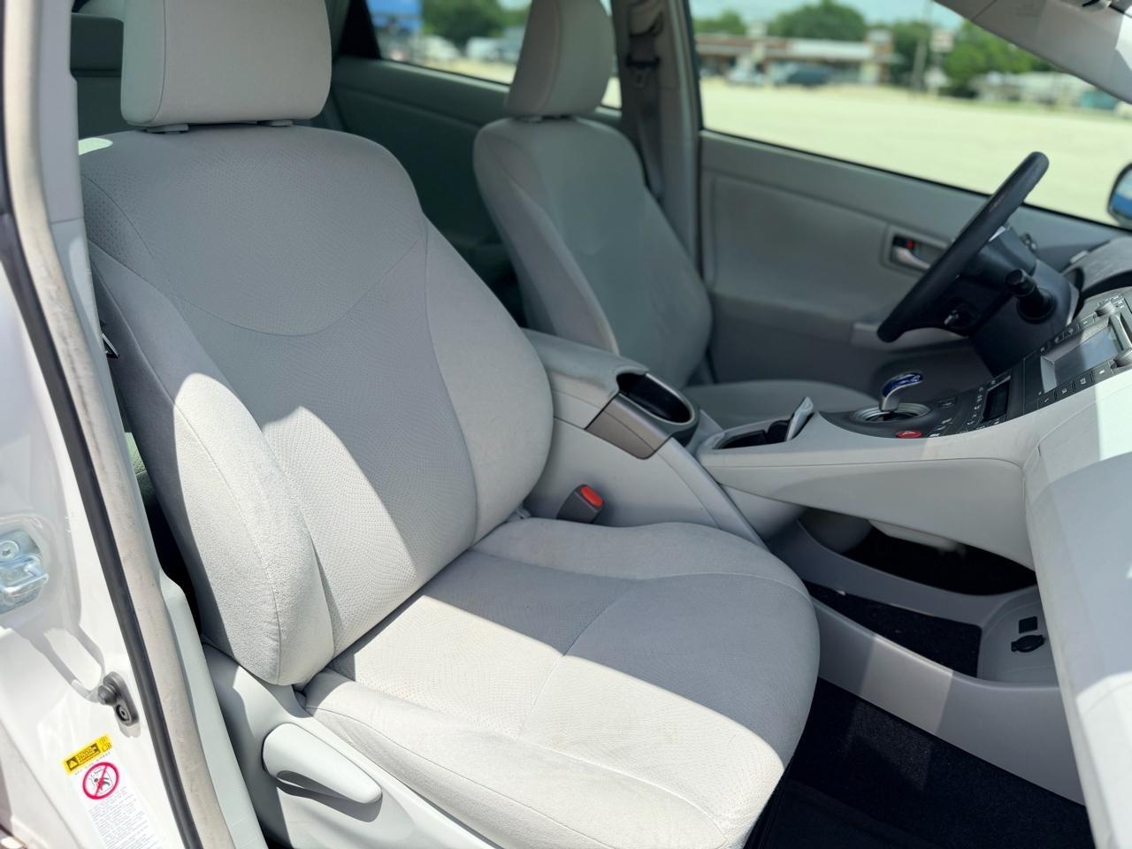 Toyota Prius  2014