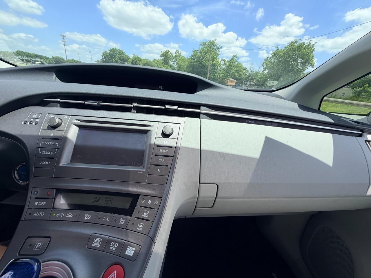 Toyota Prius  2014