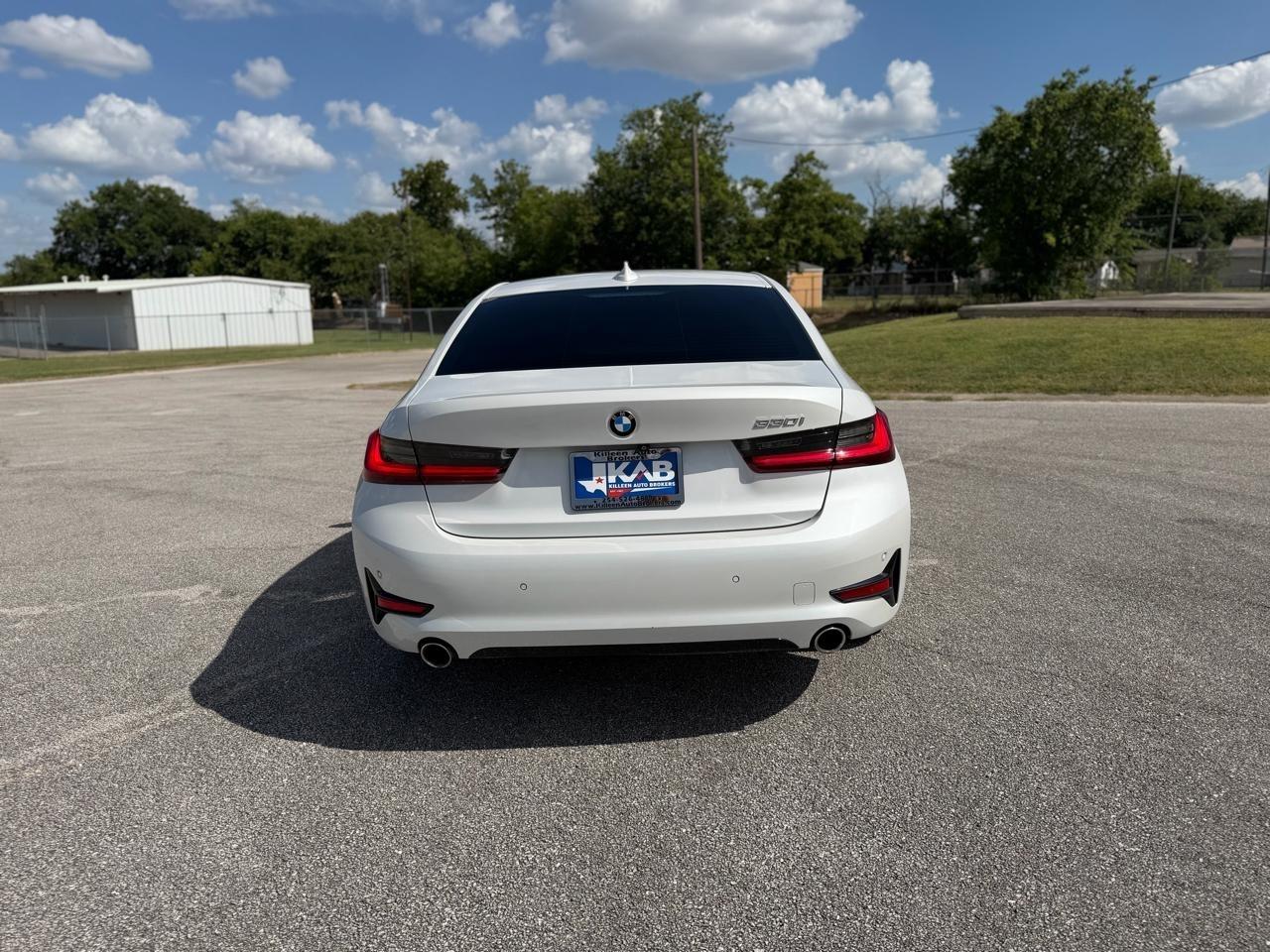 BMW 3-Series  2019
