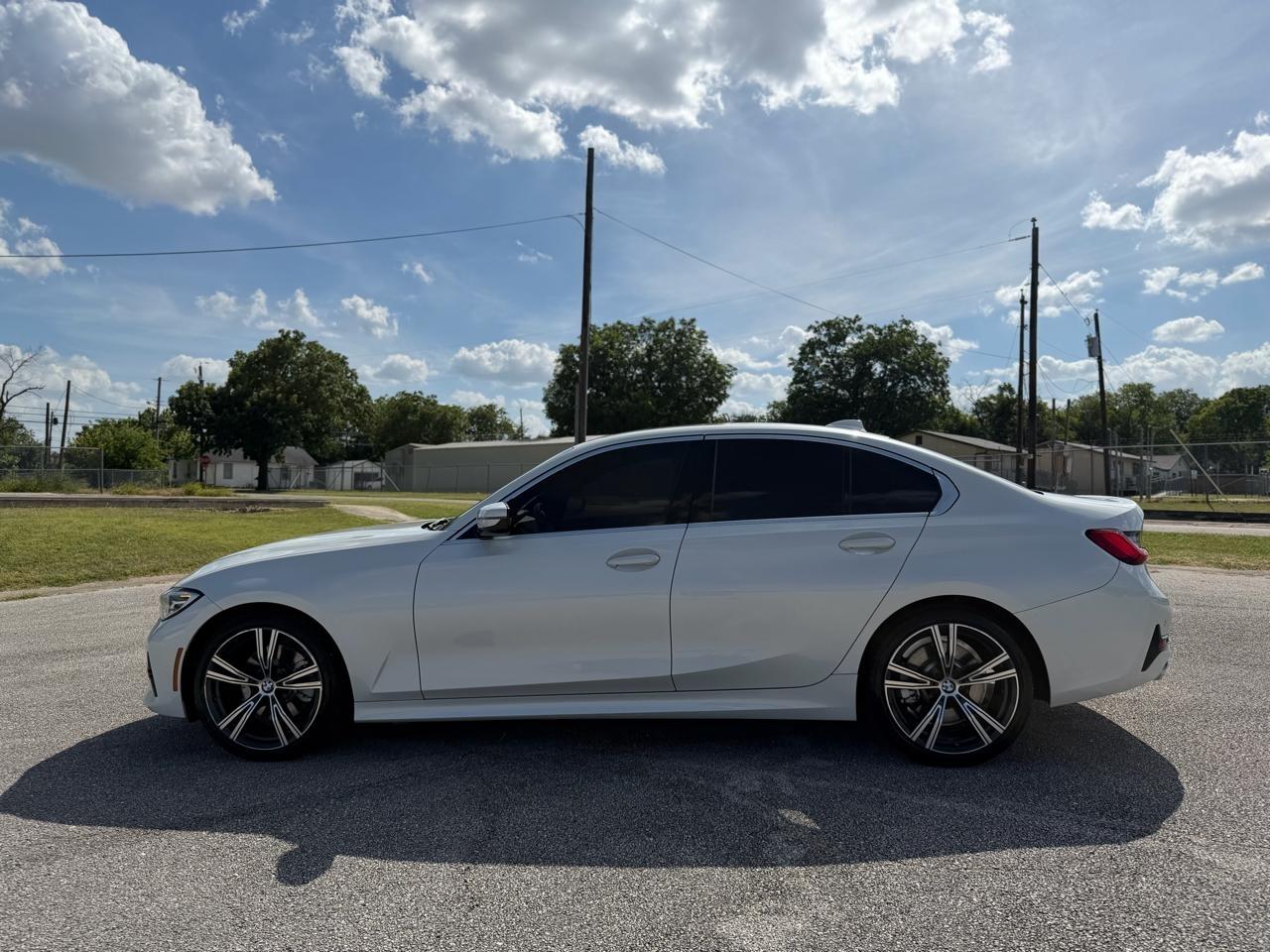 BMW 3-Series  2019