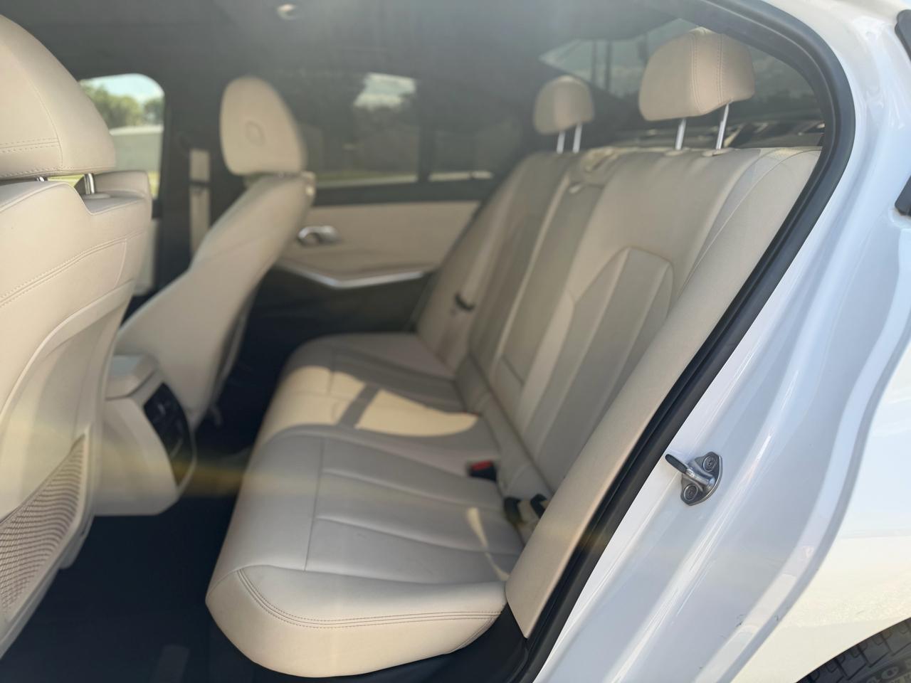BMW 3-Series  2019
