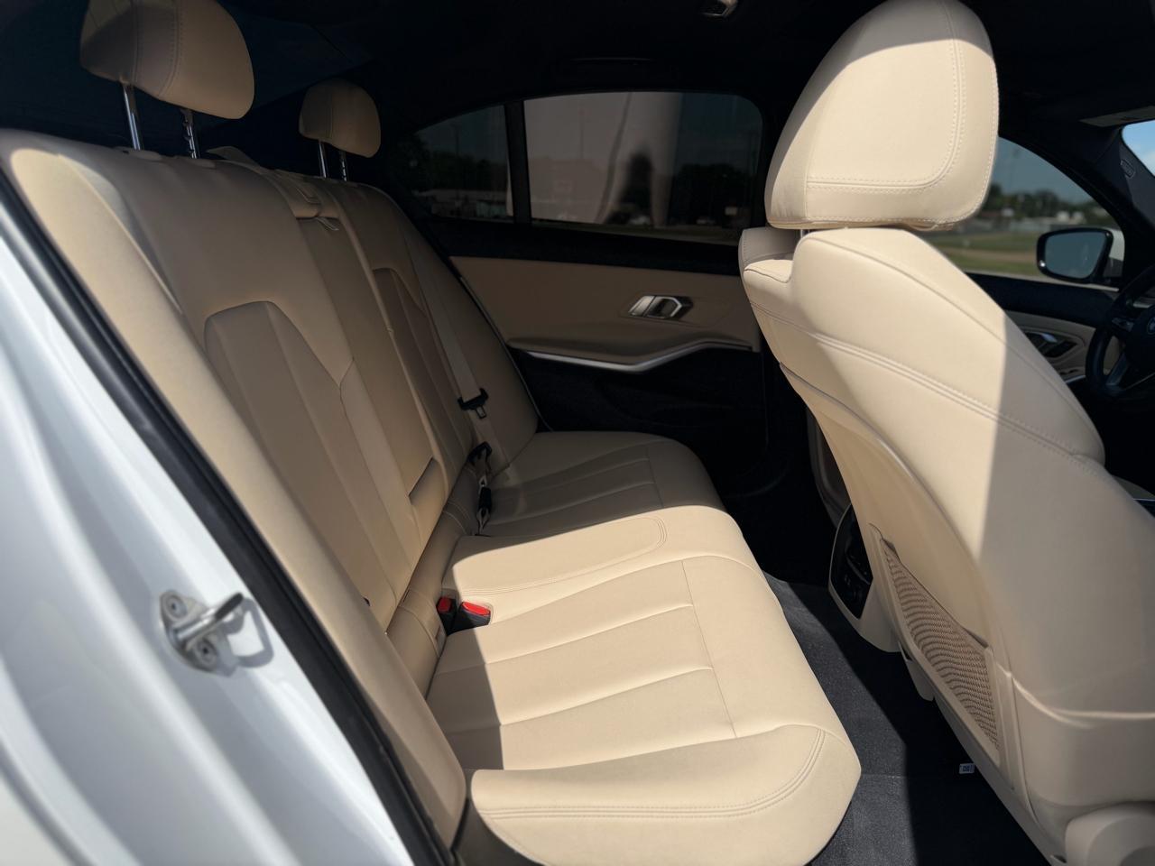 BMW 3-Series  2019