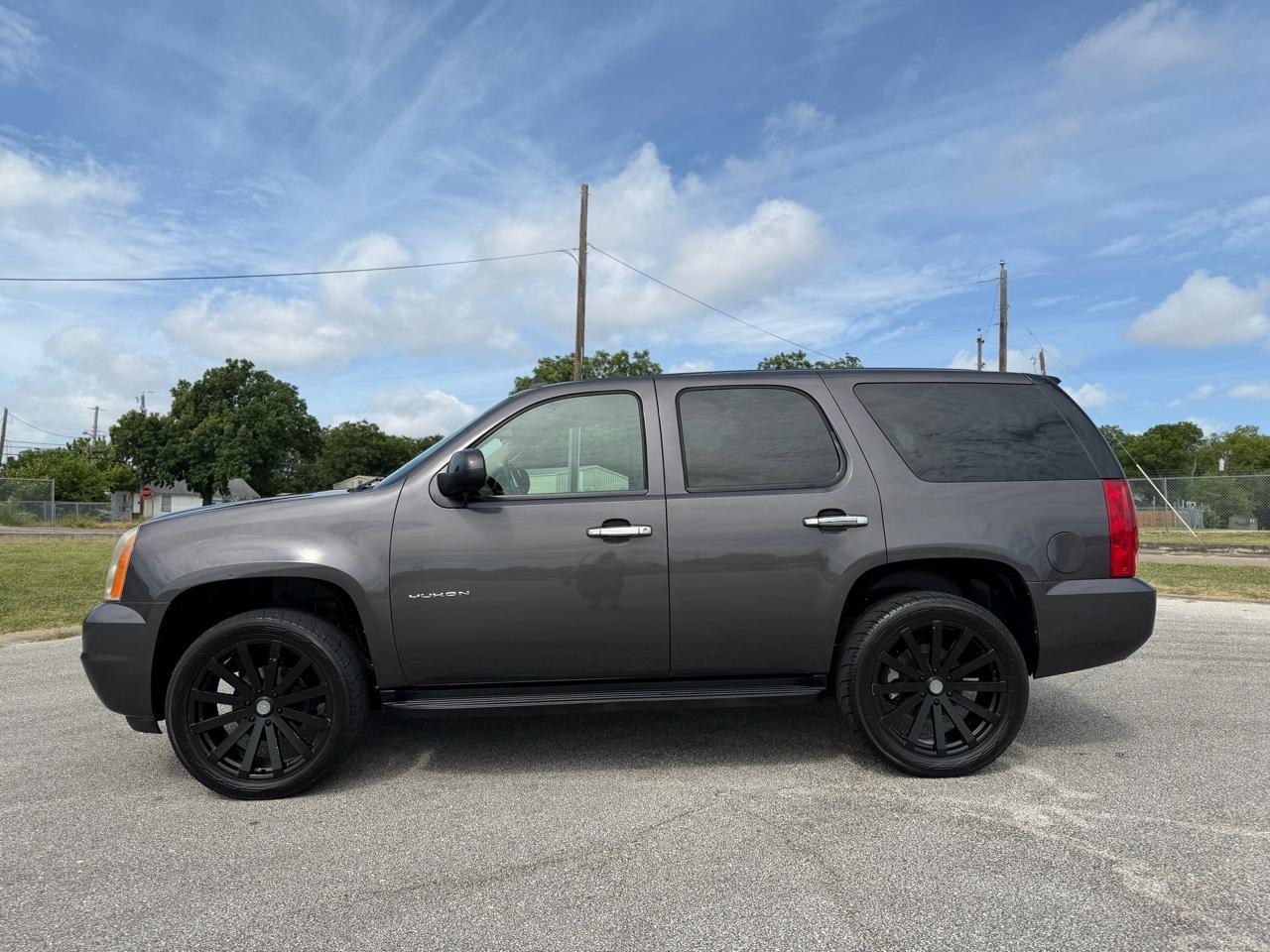 GMC Yukon  2011