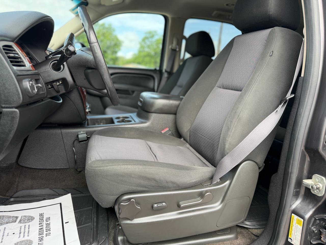 GMC Yukon  2011
