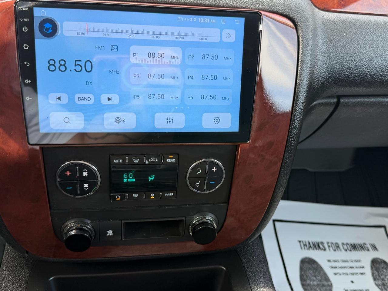 GMC Yukon  2011