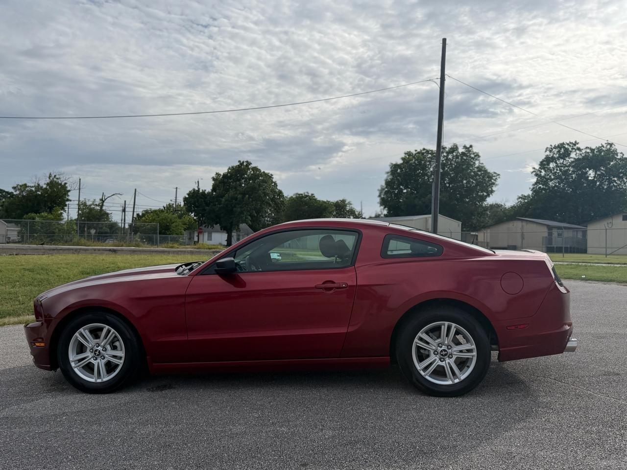 Ford Mustang  2014