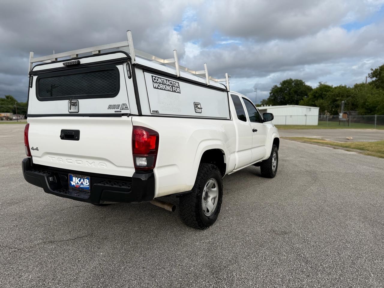 Toyota Tacoma  2021