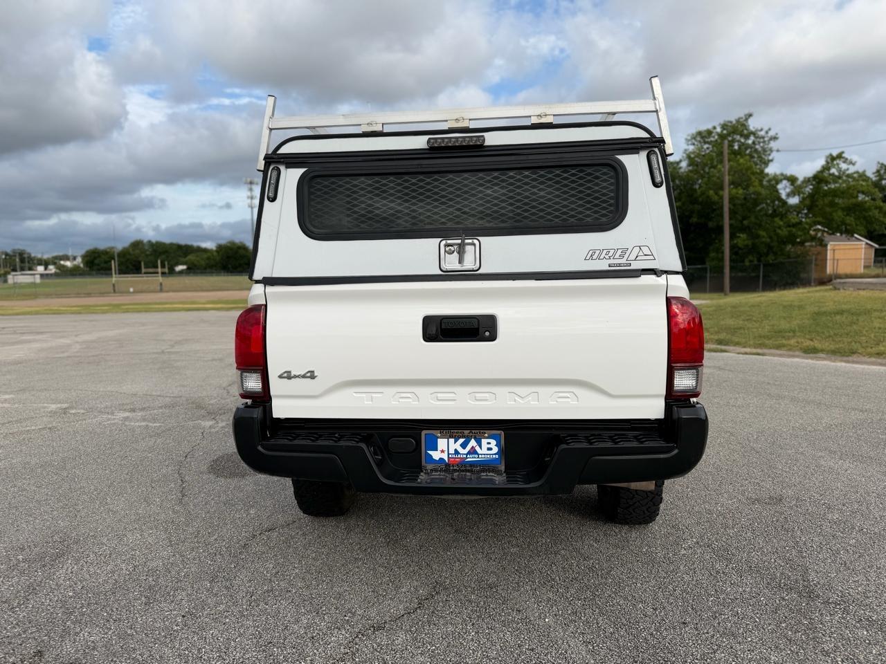 Toyota Tacoma  2021