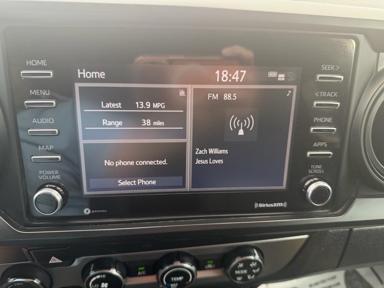 Toyota Tacoma  2021