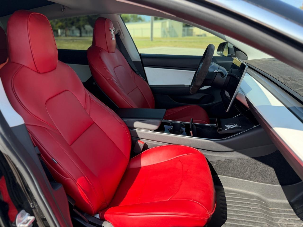 Tesla Model 3  2020