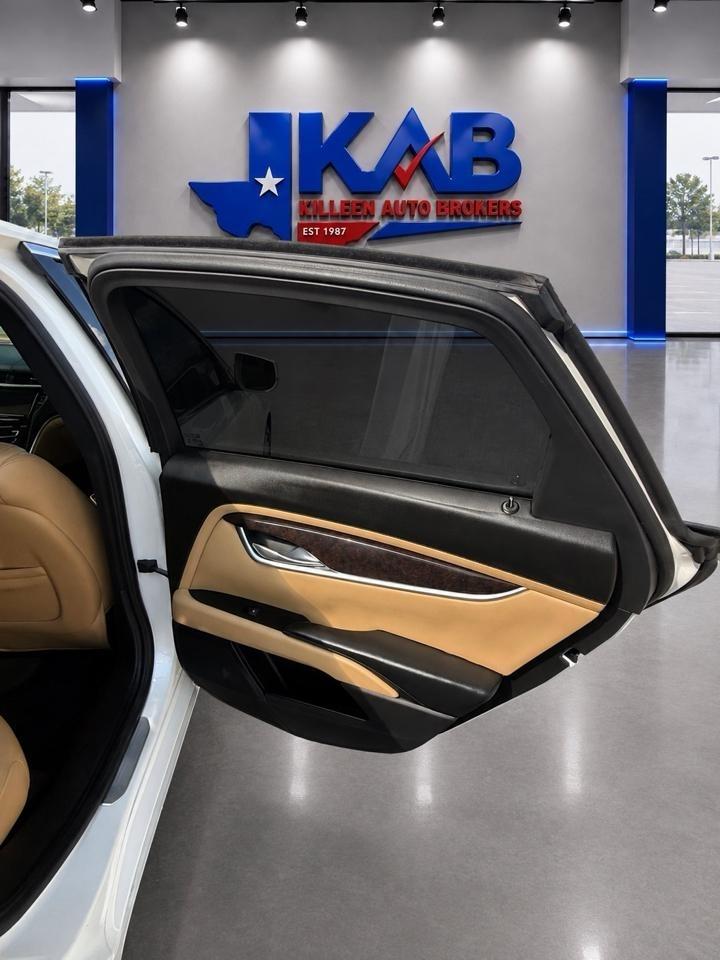 Cadillac XTS  2013
