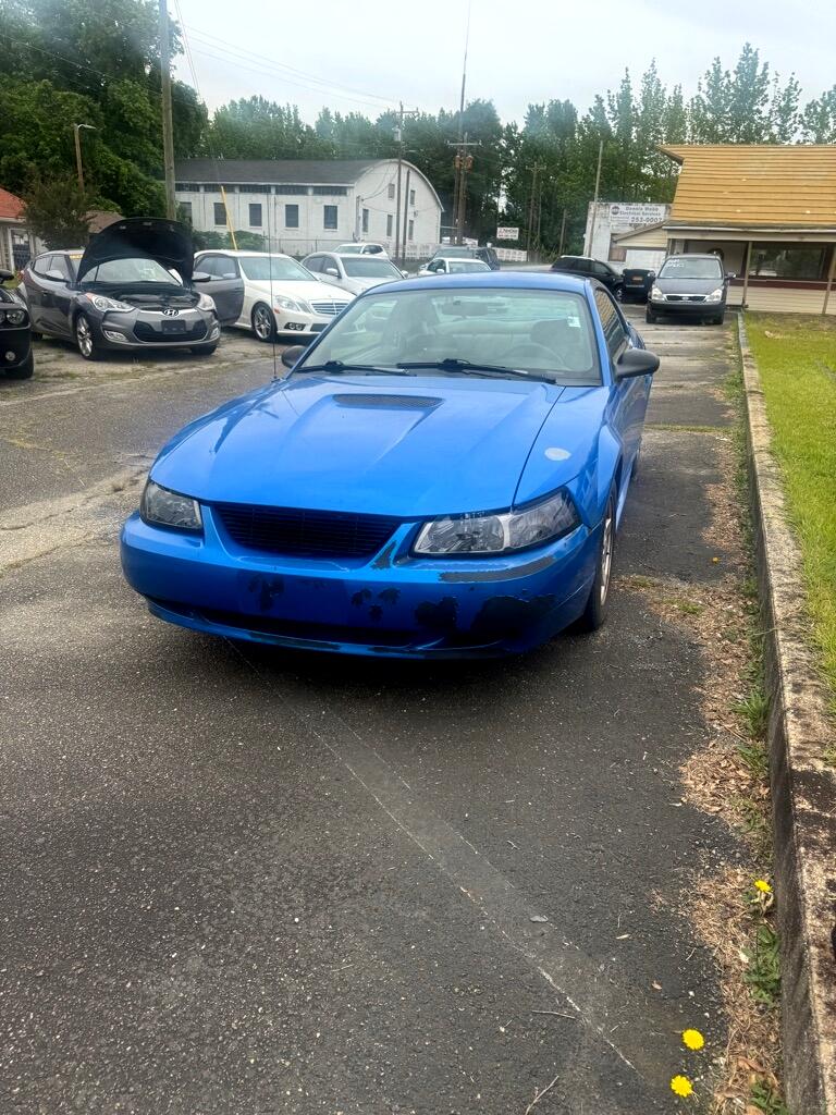 2000 Ford Mustang