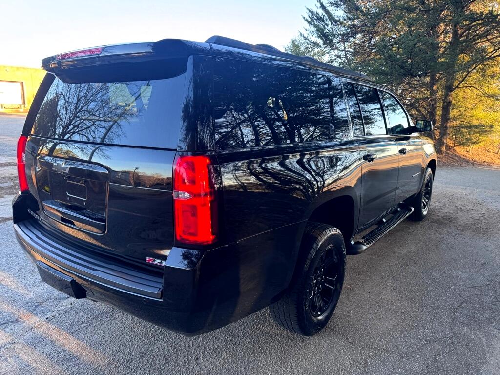 Chevrolet Suburban  2017