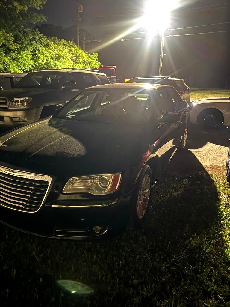 Chrysler 300  2013